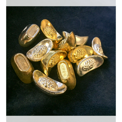 いつでもどこでも持ち歩ける財運アップの「ミニ金銀元宝」（２コセット）